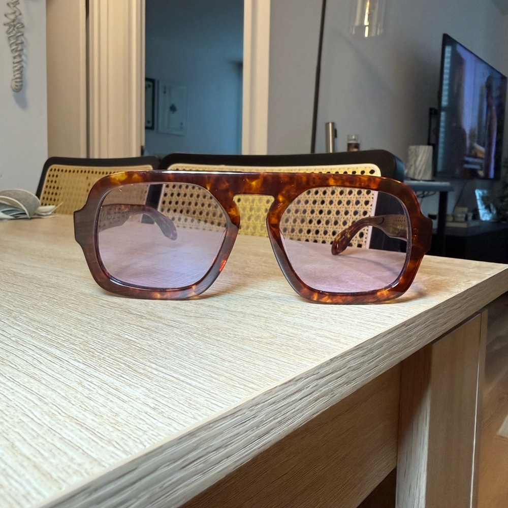 Elisa Johnson Jane Red Tortoise Shell Sunglasses
